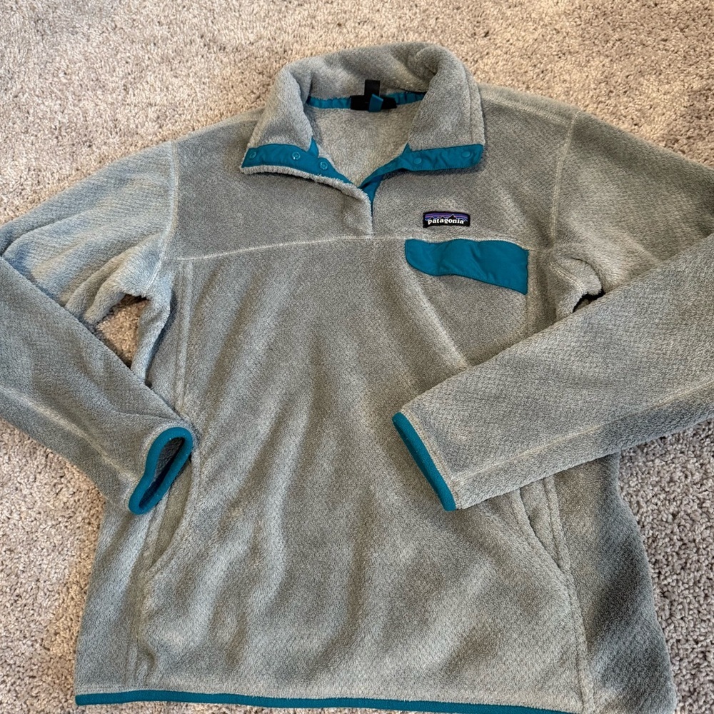 Patagonia Quarter Snap Gray and Teal Sweater Size Large